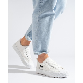 Tênis plataforma branco Shelovet 1