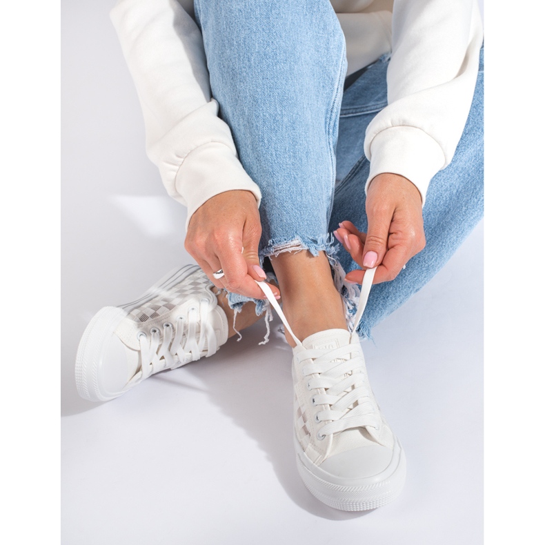 Ténis de mulher Big Star LL274071 brancos 1
