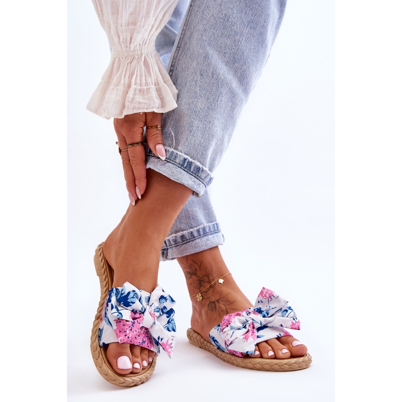 FK1 Chinelos femininos com laço de tecido flor branca branco 1