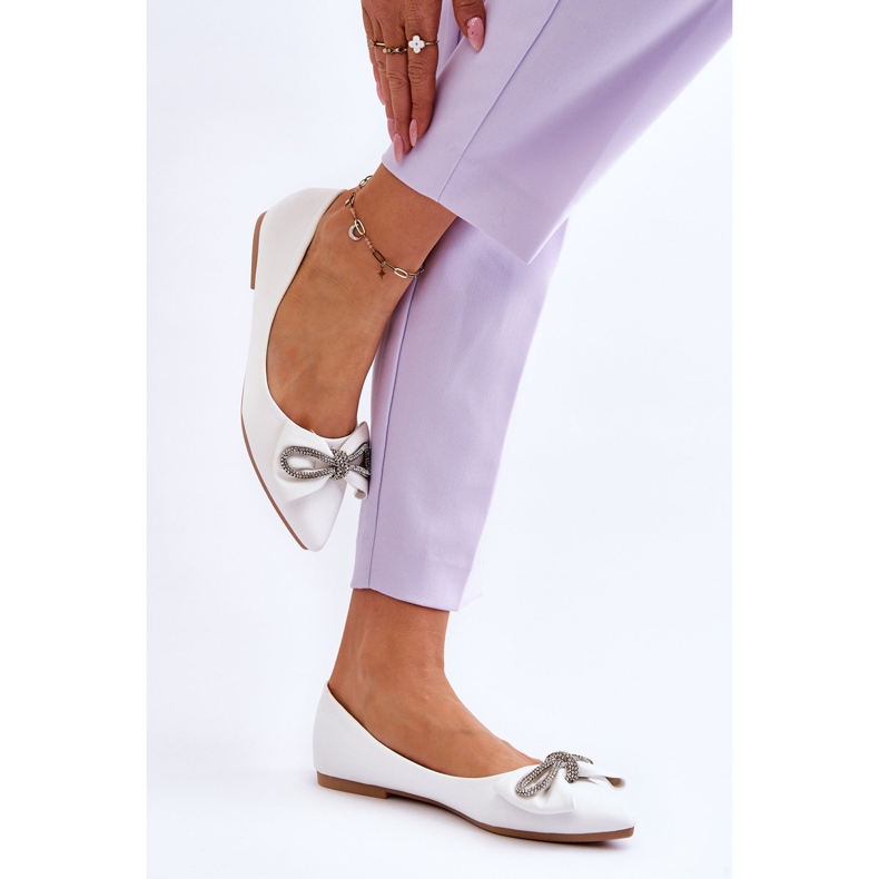 WS1 Bailarinas elegantes com um laço e strass branco uma vez 2 WS1 Bailarinas elegantes com um laço e strass branco uma vez 2
