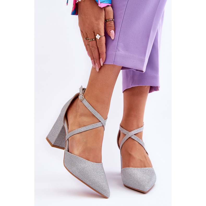 Sapatos brilhantes da moda em um salto Galaxy prateado prata 1