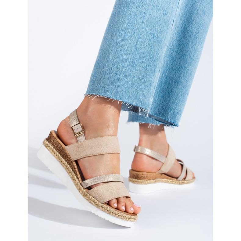 Sandálias de cunha Shelovet bege de mulher 1