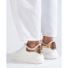 Sapatos desportivos brancos de mulher Shelovet 1