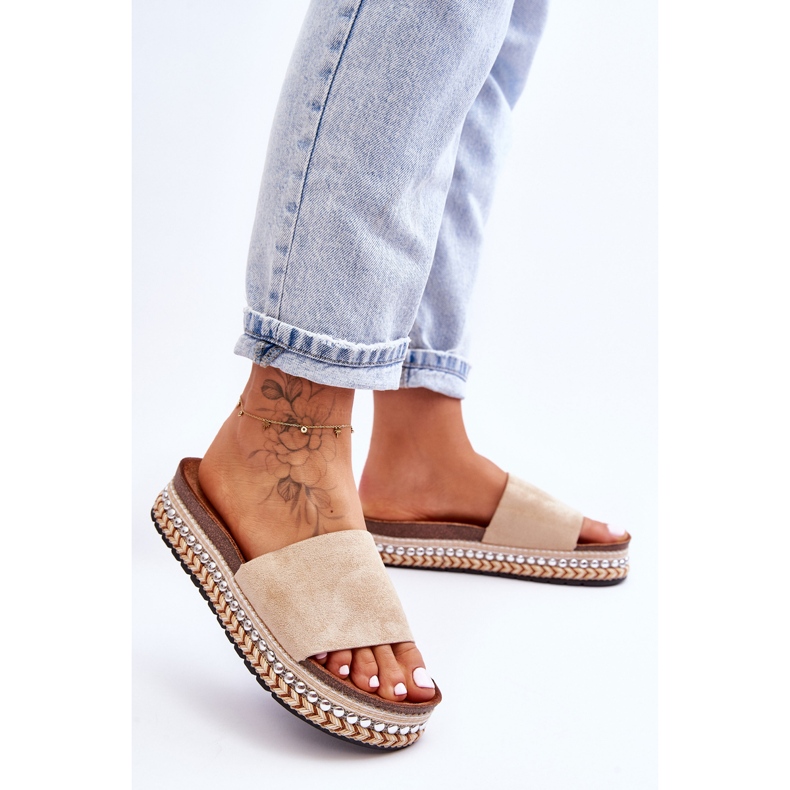 WR1 Chinelos femininos de camurça lisa bege Hayen 2